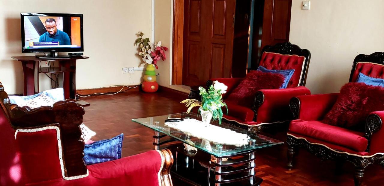 Family Nest Guesthouse Kisumu Esterno foto